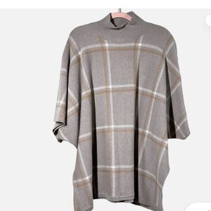 Women’s poncho sweater